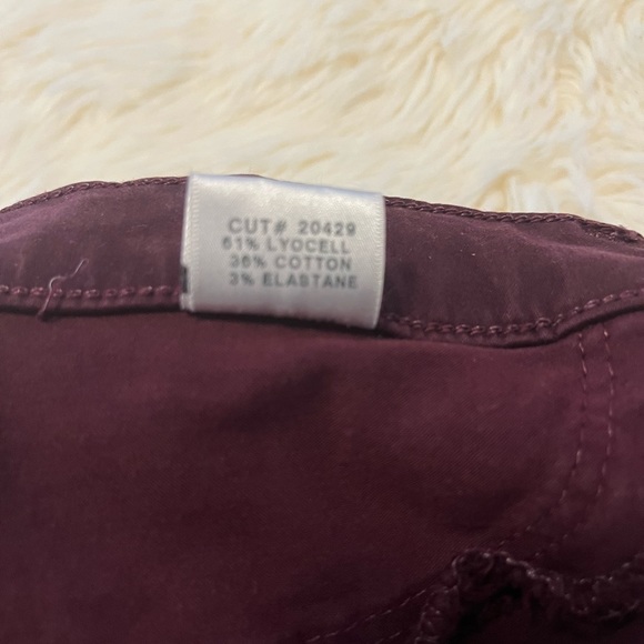 J Brand Womens Super Skinny Size:27 Deep Mulberry Jeans Stretch Faded Mid Rise - Picture 3 of 7